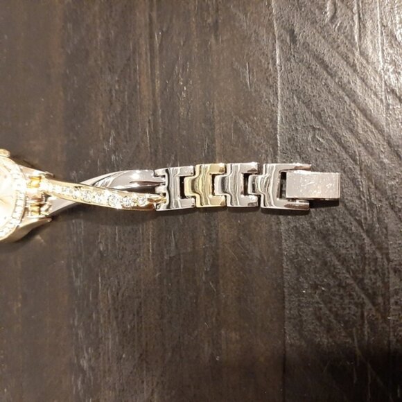 Quartz Wrist Watch Silver Gold Plated Crossover Link Rhinestone Stainless Steel - Picture 8 of 12